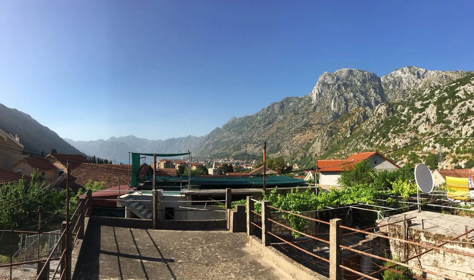 Stara kamena kuća u Škaljarima-pogled