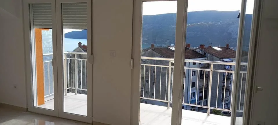 Pogled na Igalo sa terase