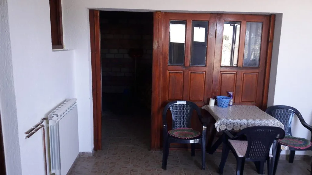 Ulaz u prostoriju kuće