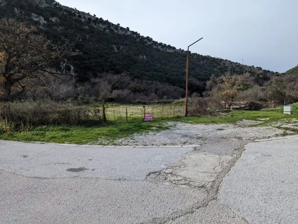 Urbanizovan plac u Buljarici uz Jadransku magistralu
