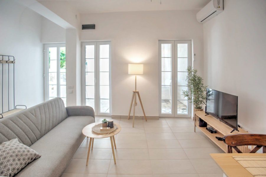 kuća u Baošićima u Crnoj Gori