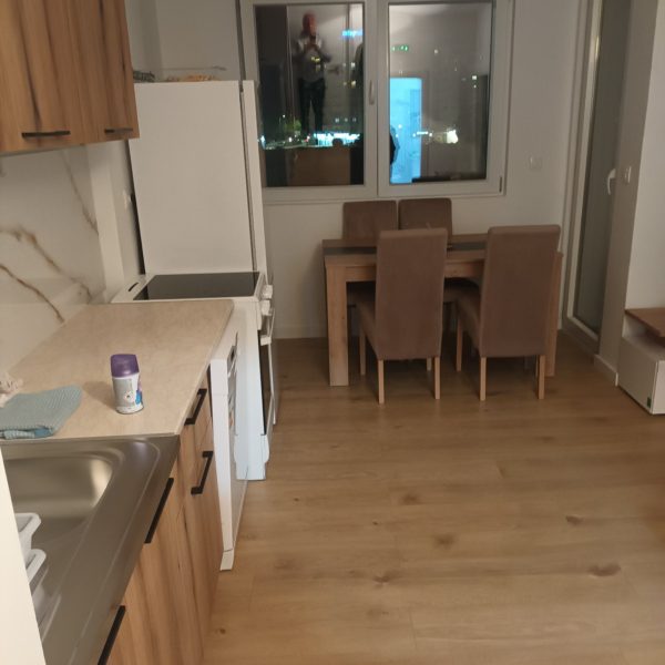 jednosoban opremljen stan u Baru