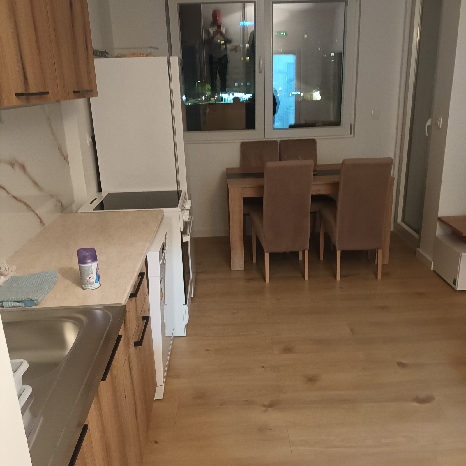 jednosoban opremljen stan u Baru