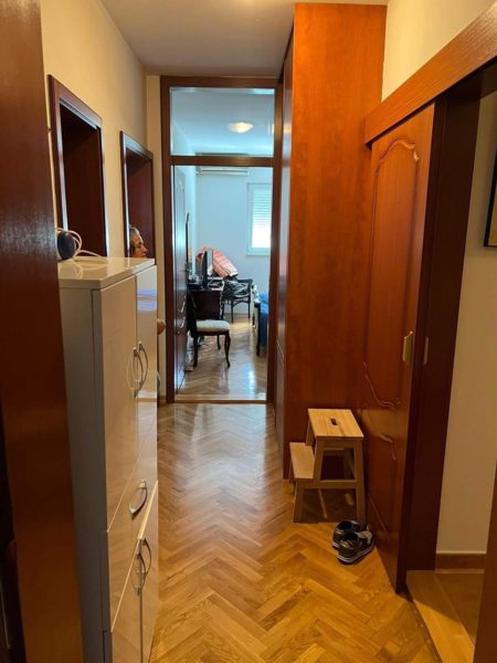 namešten stan u Crnoj Gori