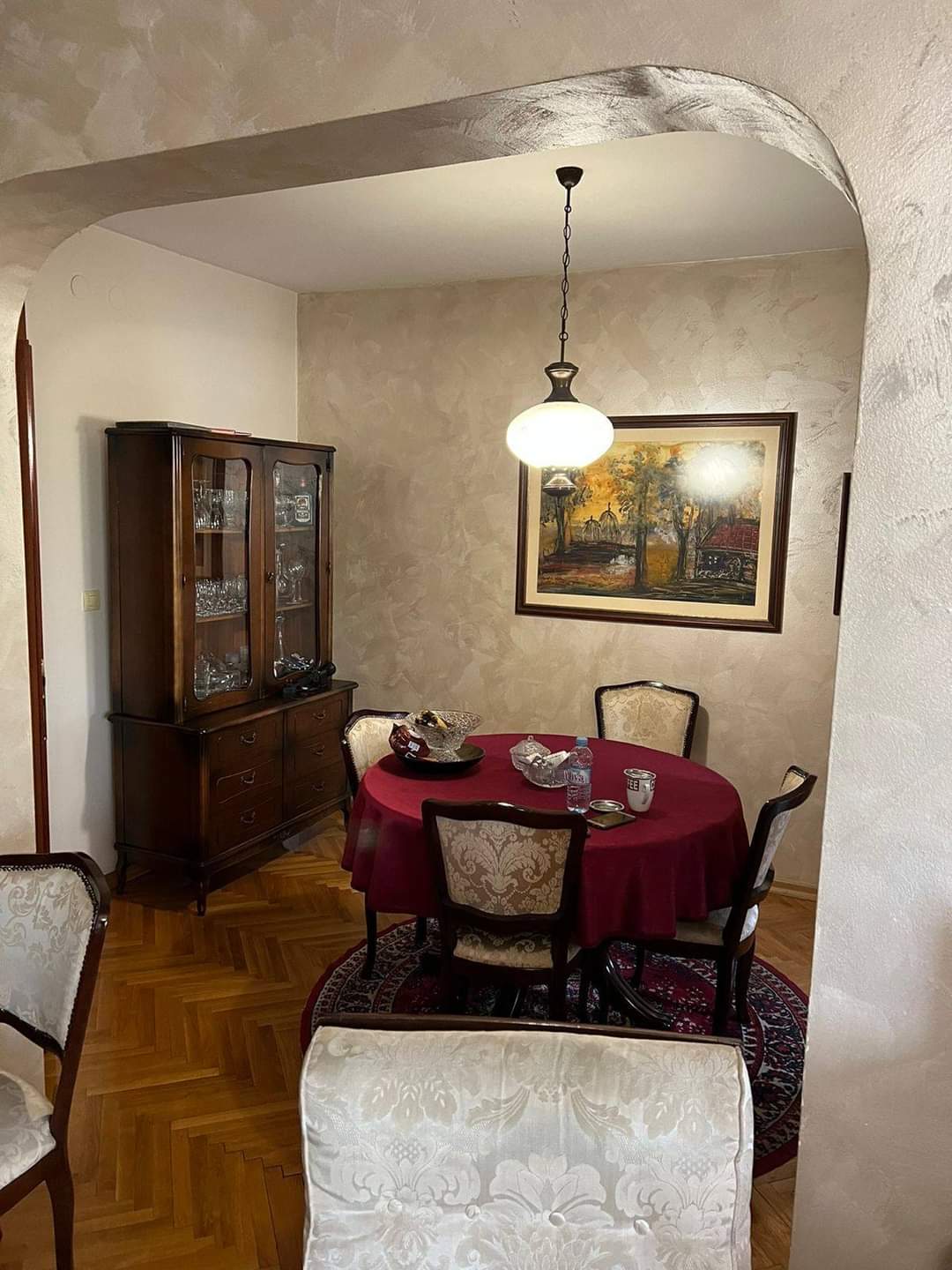 opremljen stan u centru Bara